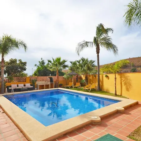 Palomas Villa *